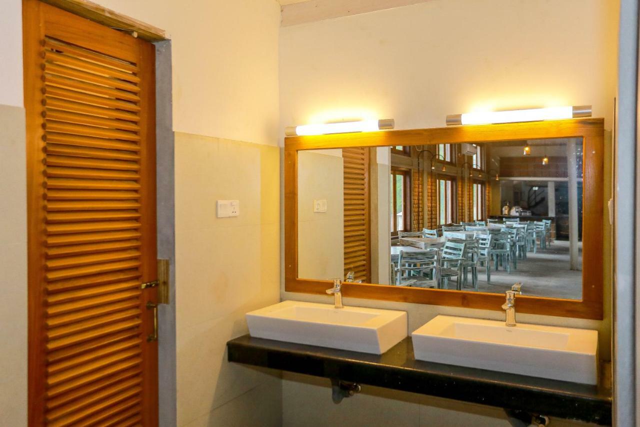 Olinia Airport Hotel كاتوناياكى المظهر الخارجي الصورة
