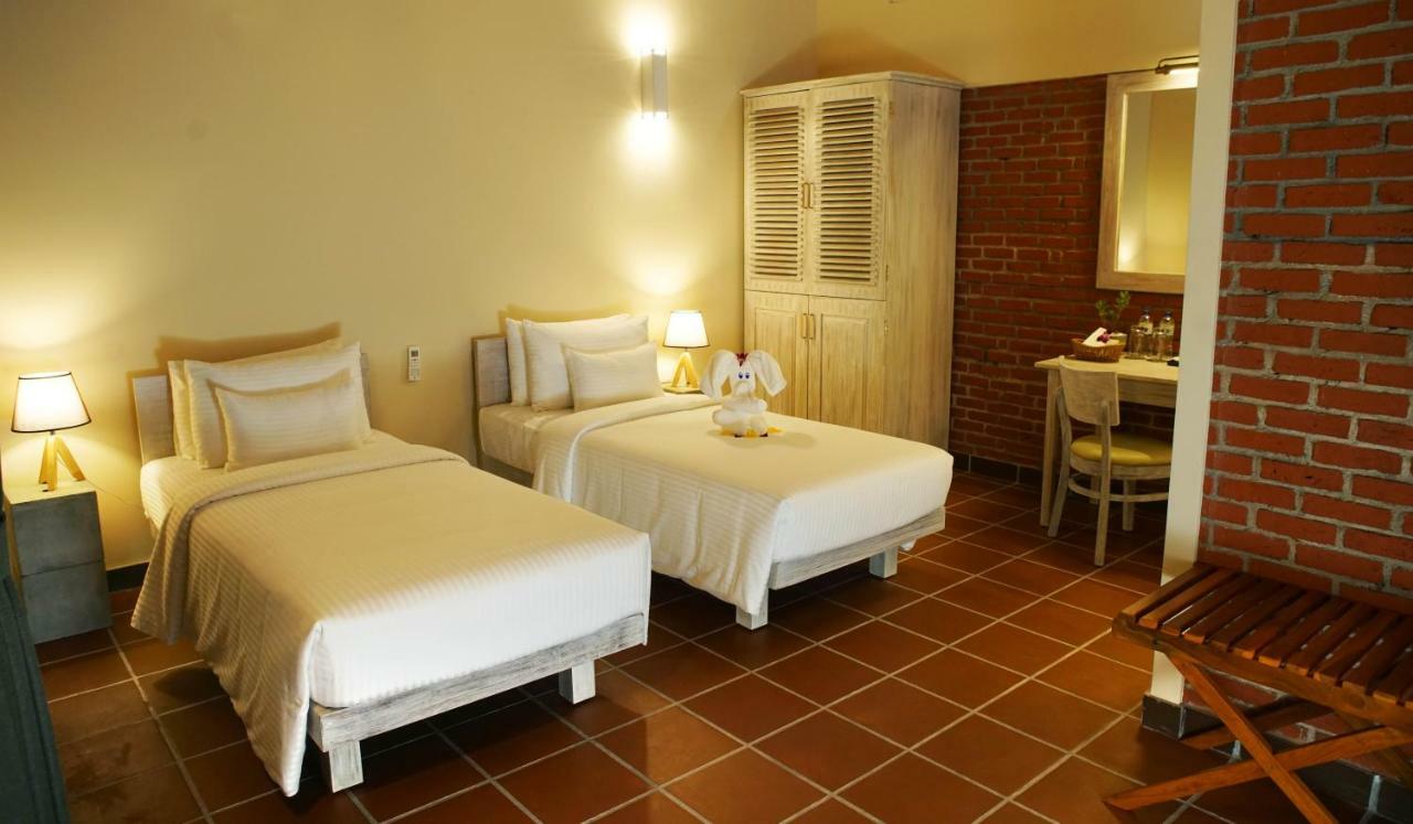 Olinia Airport Hotel كاتوناياكى المظهر الخارجي الصورة