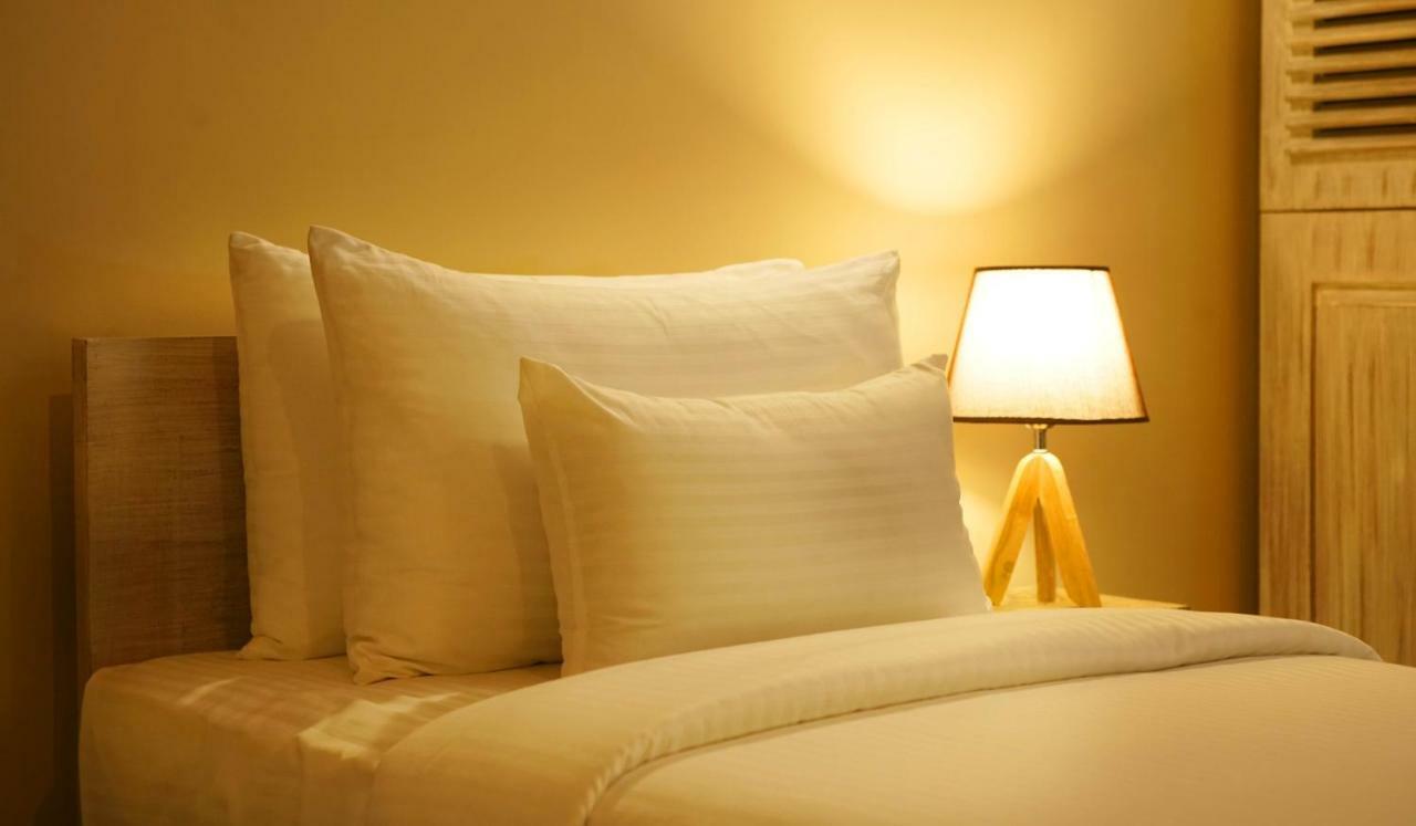 Olinia Airport Hotel كاتوناياكى المظهر الخارجي الصورة