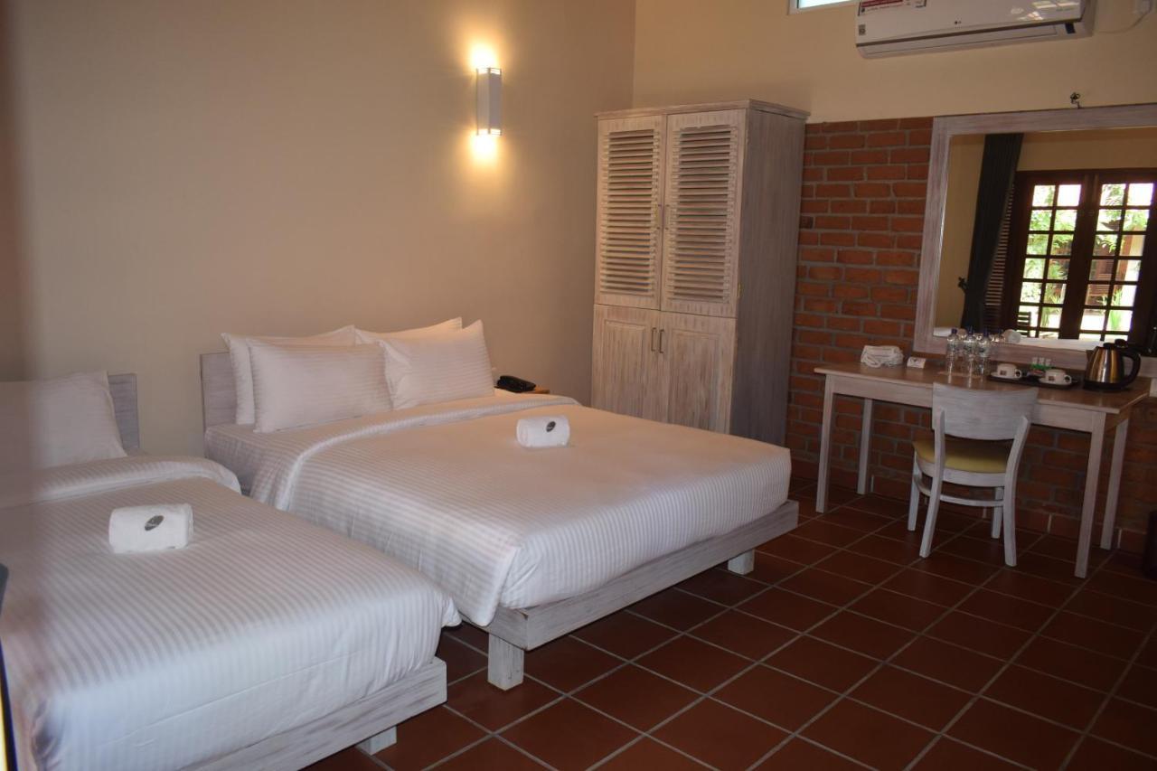 Olinia Airport Hotel كاتوناياكى المظهر الخارجي الصورة